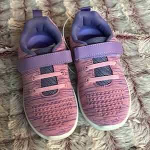 Nerteo girls sneakers size 11